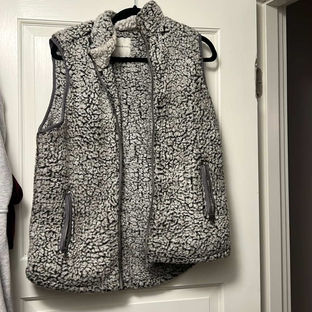 Medium Grey Sherpa Vest